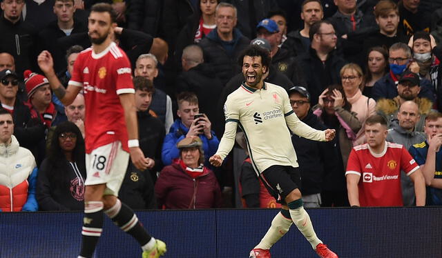 Mohamed Salah convirtió un doblete en la goleada parcial del Liverpool sobre el Manchester United. Foto: AFP