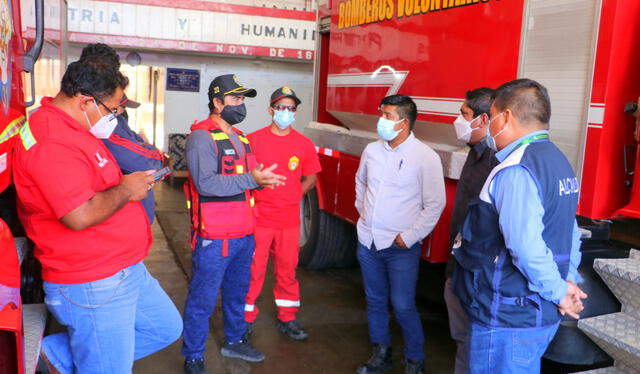 Las autoridades acordaron medidas contra incendios. Foto: Municipalidad de Paita