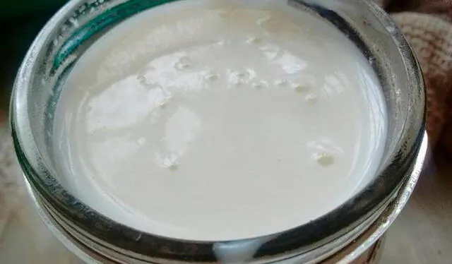La crema de leche se obtiene de la grasa de la leche fresca. Foto: Cele Castañeda / Cookpad