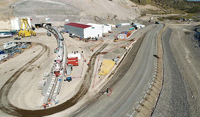 Las obras estuvieron paralizadas alrededor de cuatro años. Foto: Andina   