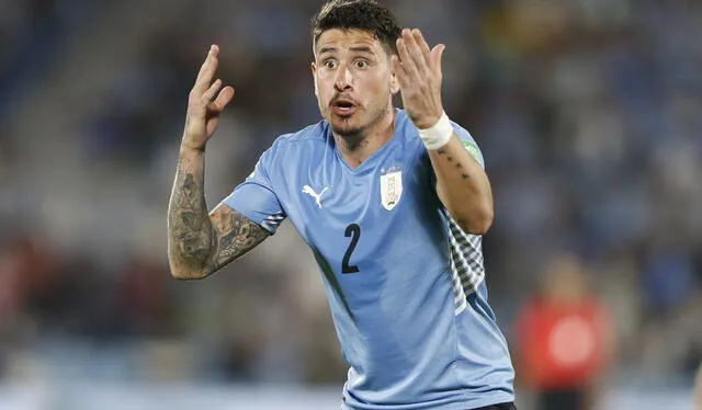 José María Giménez es escudero de la zaga uruguaya como también en el Atlético Madrid. Foto: AFP