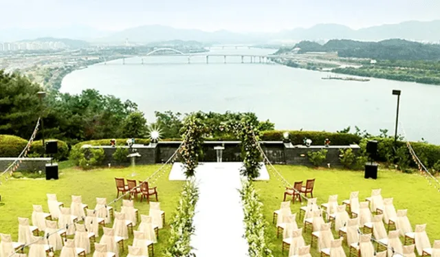Imagen referencial del Walkerhill Hotel Aston House, lugar donde Hyun Bin y Son Ye Jin celebrarán su matrimonio. Foto: Twitter