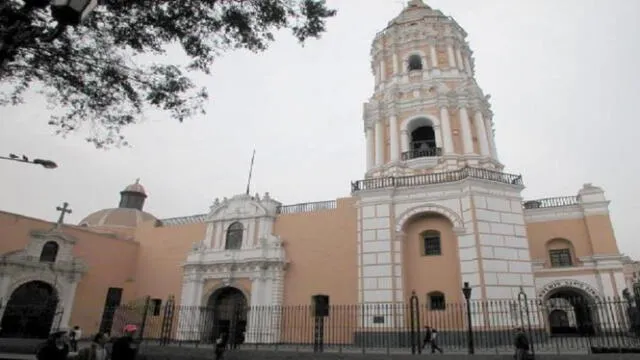  Iglesia de Santo Domingo es un conjunto arquitectónico de edificios religiosos. Foto: Andina.   