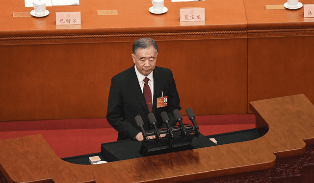 Wang Yang habla durante la ceremonia de apertura de la CCPPCh en el Gran Salón del Pueblo en Beijing el 4 de marzo de 2022. Foto: AFP