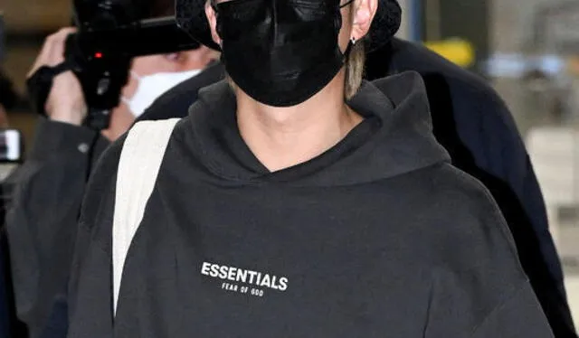 Namjoon (RM) de BTS en el aeropuerto ICN (20 de abril KST) Foto: OSEN