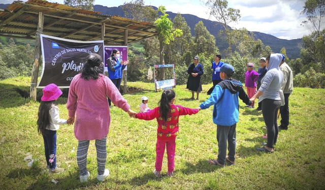 El personal de los centros de salud mental trabajan con las comunidades. Foto: Diresa Cajamarca.