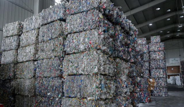 La economía circular comprende el reciclaje, la extensión de la vida útil y la aplicación eficiente de materiales. Foto: Andina   