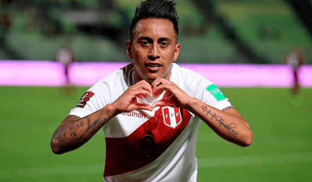 Christian Cueva es el cuarto jugador de la selección peruana con mejor sueldo. Foto: FPF