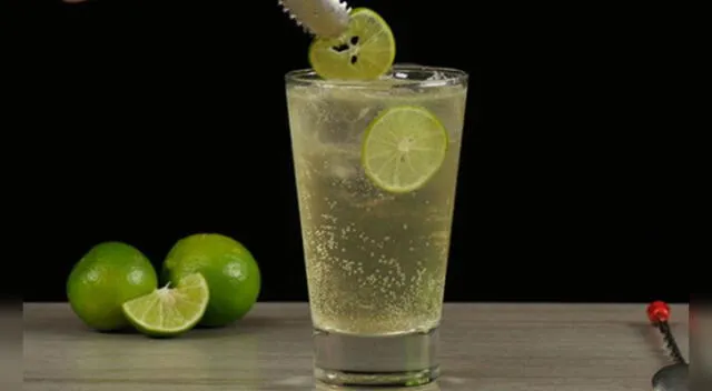 El chilcano de pisco es un delicioso trago peruano. Foto: Buenazo