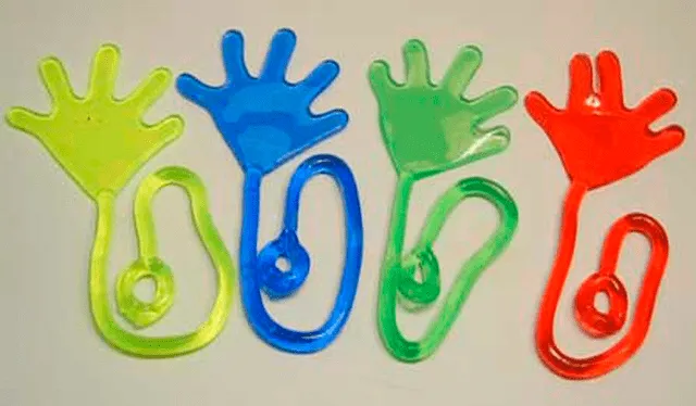 Cartas de Pokemón, Cabbage Patch Kid, Pegalocos, son solo algunos de los juguetes que marcaron la infancia. Foto: difusión Cartas de Pokemón, Cabbage Patch Kid, Pegalocos, son solo algunos de los juguetes que marcaron la infancia. Foto: difusión