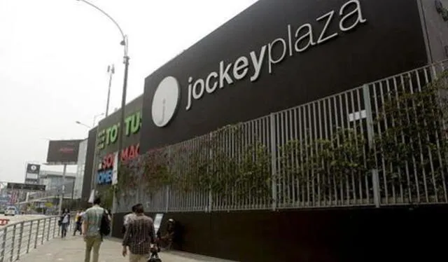  Jockey Plaza es uno de los centros comerciales más grandes de Lima. Foto: La República  