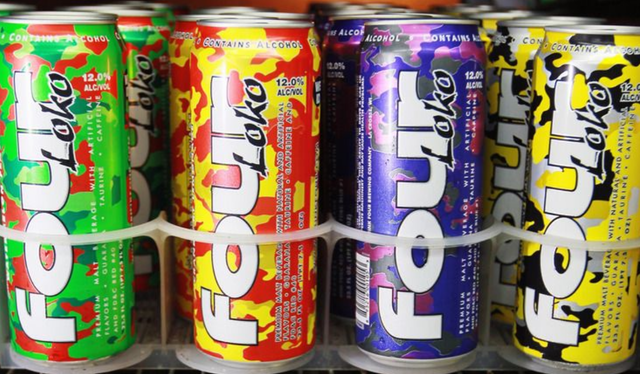 El Four Loko es una bebida acohólica muy potente, cada botella contiene alrededor de 12 grados de alcohol. Foto: Mercado Negro   