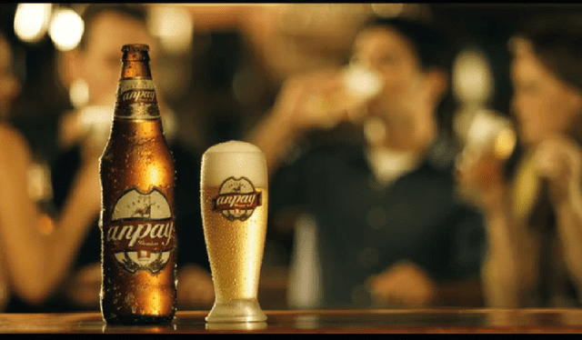 Anpay es la marca de cerveza de los hermanos Torvisco. Foto: Macrovision/ captura YouTube