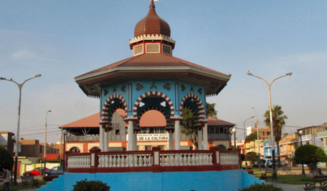 El Parque Media Luna se ubica frente al mar. Foto: Ciudaris