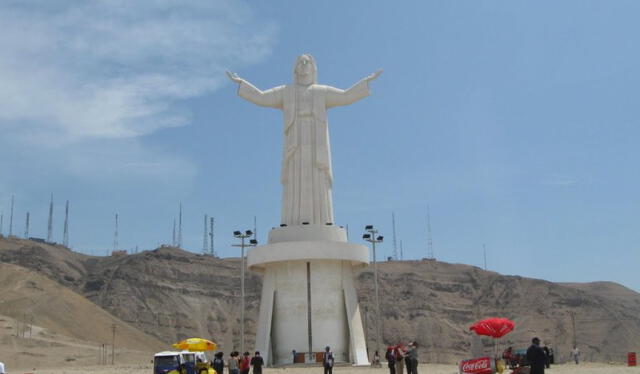 Cristo del Pacífico tiene similitud con la estatua ubicada en Brasil. Foto: Adventura travel