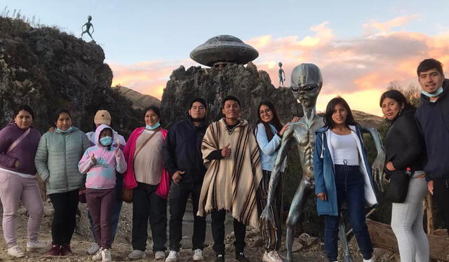 Se trata de un ecomuseo donde hay esculturas y representaciones de seres extraterrestres. Foto: Área 21