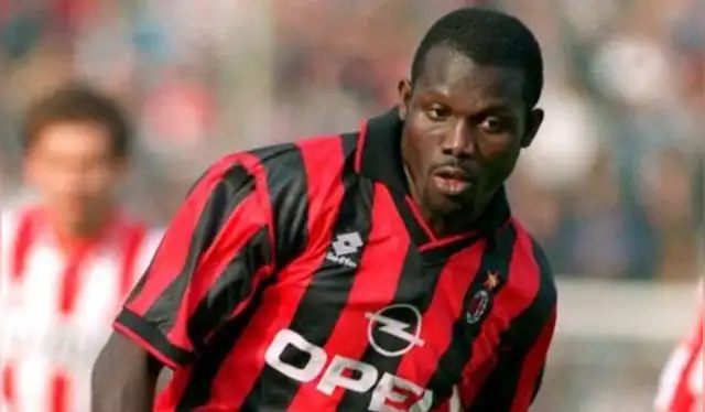 George Weah destacó en clubes europeos, tales como el AC Milán. Foto: AFP