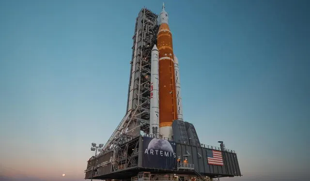 El cohete SLS y la nave Orión, componentes de las misiones Artemis 1 y 2. Foto: NASA   