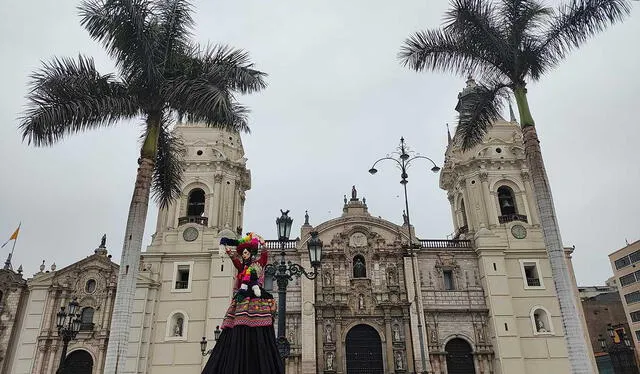 Fotografía de la Catedral de Lima con la cámara principal del POCO F4. Foto: Edson Henriquez/LR