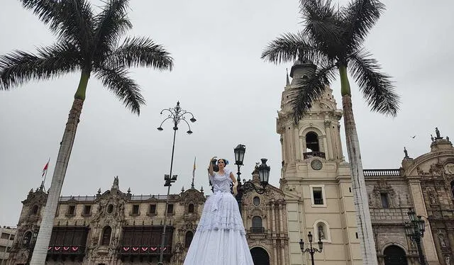 Fotografía de la Plaza de Armas con la cámara gran angular del POCO F4. Foto: Edson Henriquez/LR