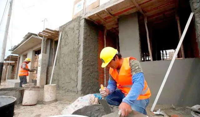  El MVCS también tiene previsto lanzar una tercera convocatoria para Construcción en Sitio Propio. Foto: Andina<br>   