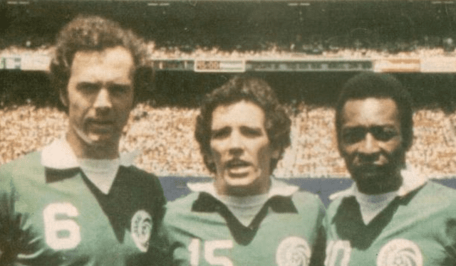 Ramón Mifflin jugó junto con Pelé y Franz Beckenbauer en el club Cosmos de Estados Unidos. Foto: Archivo revista Ovación