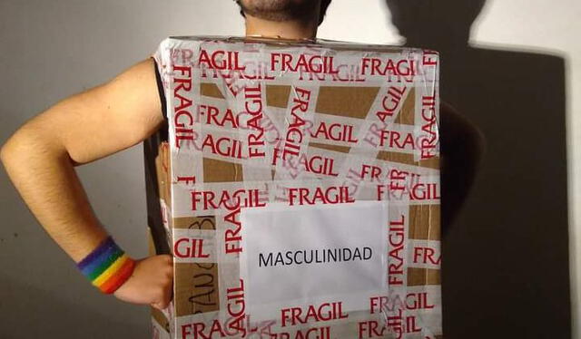 La masculinidad frágil también se puede convertir en un disfraz. Foto: Twitter