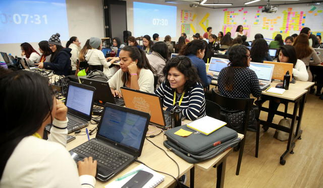 Laboratoria tiene varias sedes en Latinoamérica, y es una compañía reconocida por ayudar a las mujeres a ingresar al campo profesional de la tecnología. Foto: Andina