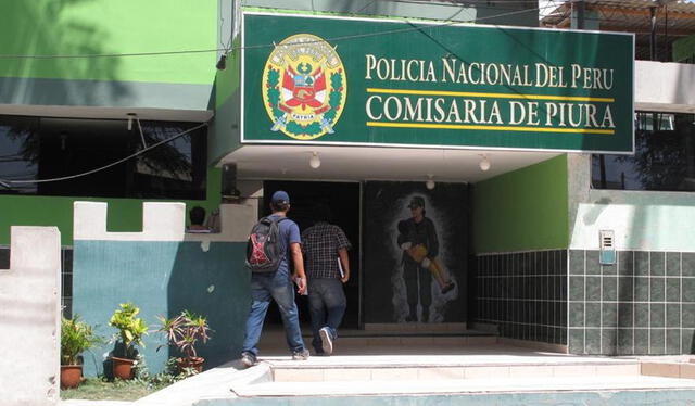 Víctimas denunciaron el robo de sus pertenencias en la Comisaría de Piura. Foto: Walac