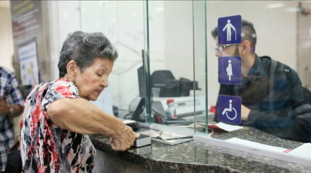 Los pensionados del IVSS que se encuentren en el extranjero también pueden cobrar el aporte monetario. Foto: Sumarium