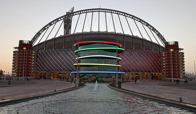 El Khalifa International Stadium, con más de 50 años de construido, fue el único estadio que se renovó para Qatar 2022. Foto: AFP
