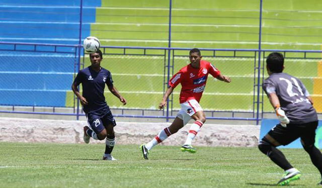 Diego Macedo en el único partido que jugó con Cienciano en 2013. Foto: Prensa Juan Aurich