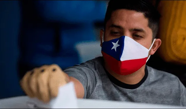 Los chilenos acudieron a votar en plena pandemia del COVID-19 . Foto: EFE   