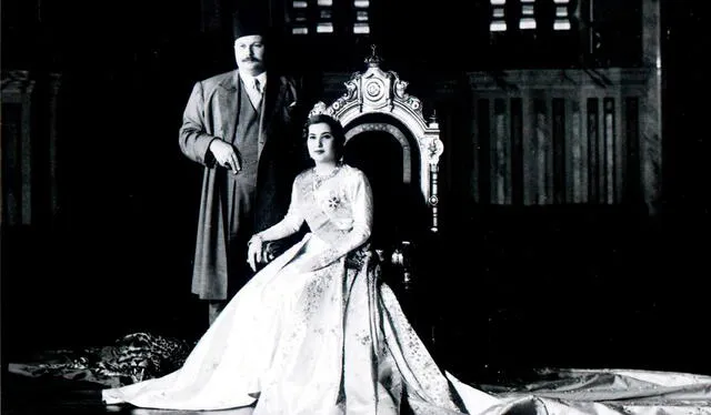 El rey Faruk I junto a su esposa, la reina Narriman. Esta lo abandonó tras ser víctima de maltratos. Foto: AFP