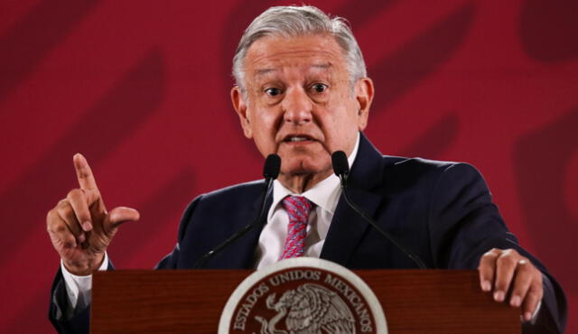 Andrés Manuel López Obrador informó que México busca recuperar un monto de 700 millones de dólares malversados por Genaro García. &nbsp;Foto: W Radio    