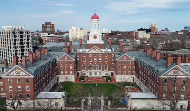 La Universidad de Harvard es uno de los centros de educación superior más prestigiosos. Foto: GQ México/referencial