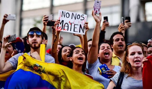 En 2014, aproximadamente 43 venezolanos fallecieron en protestas antigubernamentales . Foto: Plan V.