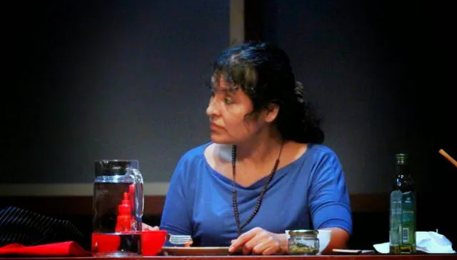 Sylvia Majo actuando en una obra de teatro. Foto: Facebook Sylvia Majo