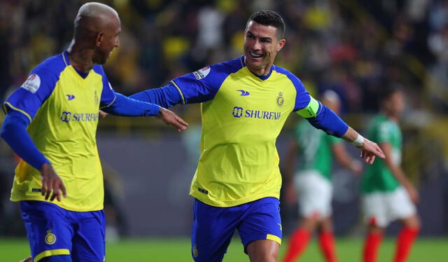 Cristiano Ronaldo celebra gol de Anderson Talisca en su debut. Foto: Instagram / @Al-Nassr   