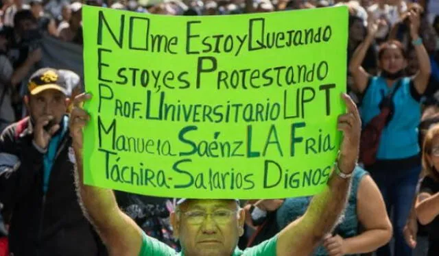 Maestros protestan por mejoras salariales.Foto: Ronald Peña.   