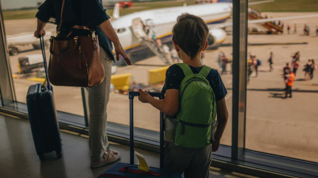 Qué hacer si quiero viajar con mi hijo, pero su madre o padre no esta de  acuerdo? | Migraciones | Juzgado de familia | Respuestas | La República