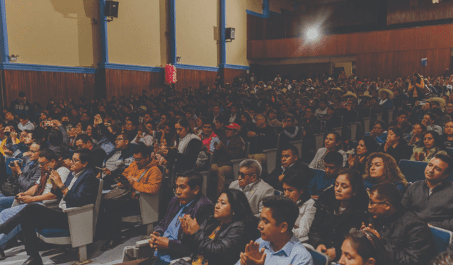  Integrantes de gremios del turismo se reunieron con la autoridad municipal. Foto: Municipalidad Provincial de Cajamarca    