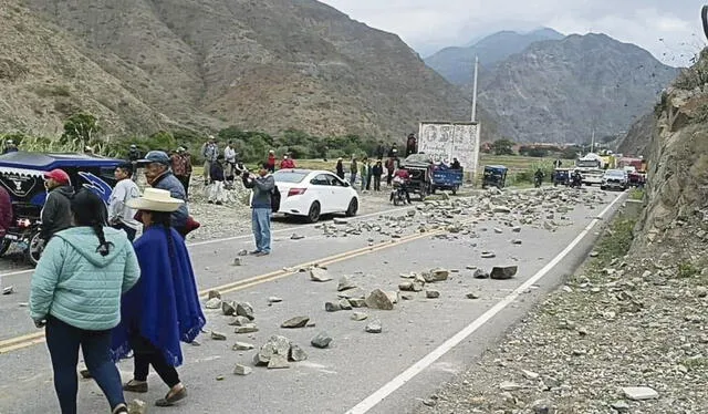  Cajamarca. Rondas campesinas volvieron a marchar. Bloquearon las vías de acceso y el puente Cumbil. Foto: difusión    