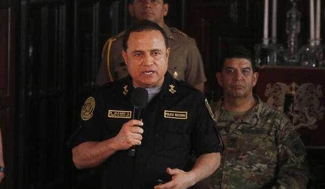  Comandante general de la PNP, Raúl Alfaro, tiene plazo de cinco días para responder. Foto: La República   