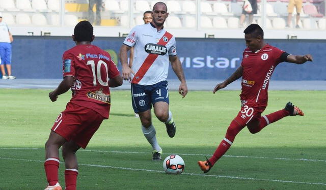 Raúl Ruidíaz tuvo un promedio de más de un gol por partido en 2016 con Universitario antes de partir a México. Foto: DeChalaca   