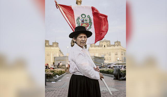 Motivo. Aroni no quiere que regresen los que mataron a su padre. Foto: John Reyes/La República   