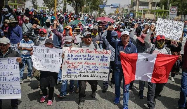 Protestas en Lima sigue este sábado 11 de febrero   