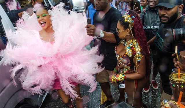 Rihanna en la fiesta de Crop Over de 2019 en Barbados. Foto: BACKGRID   