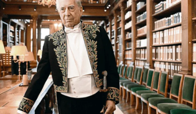 Mario Vargas Llosa brindó un emotivo discurso en su ingreso a la Academia Francesa. Foto: AFP   