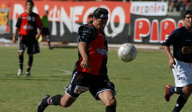 El 'Checho' Ibarra marcó el único gol del Melgar vs. Cienciano del Torneo Apertura 2008. Foto: Archivo GLR   